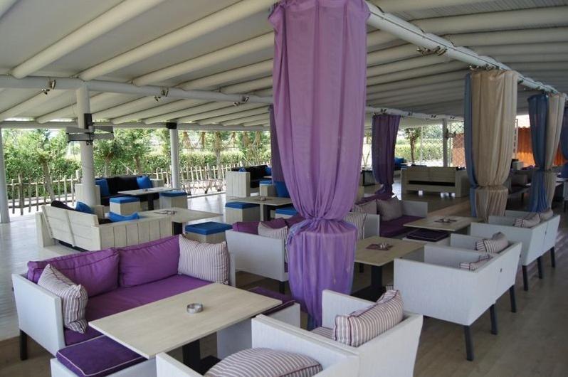 Le Chalet ซานธี ภายนอก รูปภาพ
