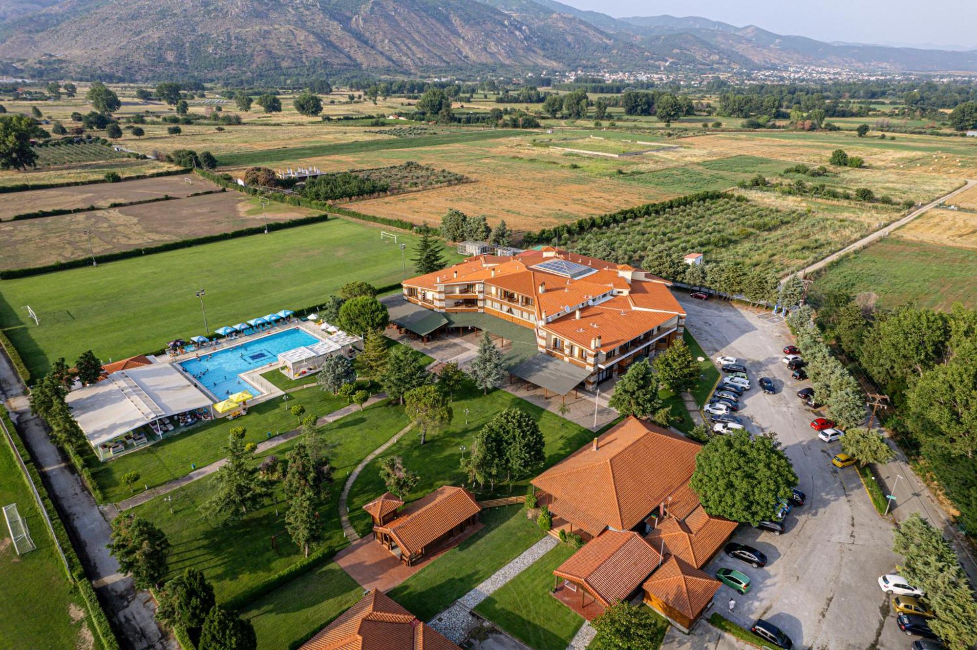 Le Chalet ซานธี ภายนอก รูปภาพ